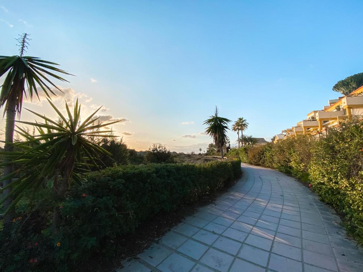 Apartamento Romana Playa Marbella Exterior photo